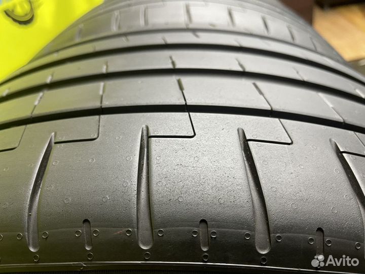 Pirelli P Zero PZ4 285/35 R23 и 325/30 R23 109Y