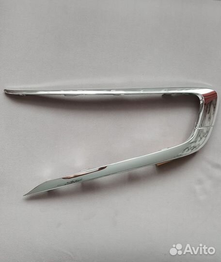 Молдинг переднего бампера иксы Гранта FL