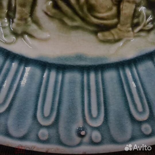 Антикварная тарелка