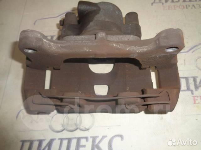 Суппорт передний правый Audi A4 (B8) 2007-2015