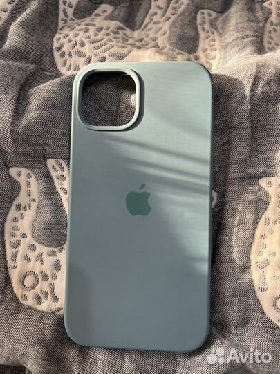 Чехол на iPhone 13