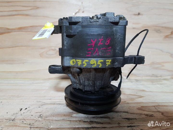 Компрессор кондиционера Toyota Duet M100A ejve