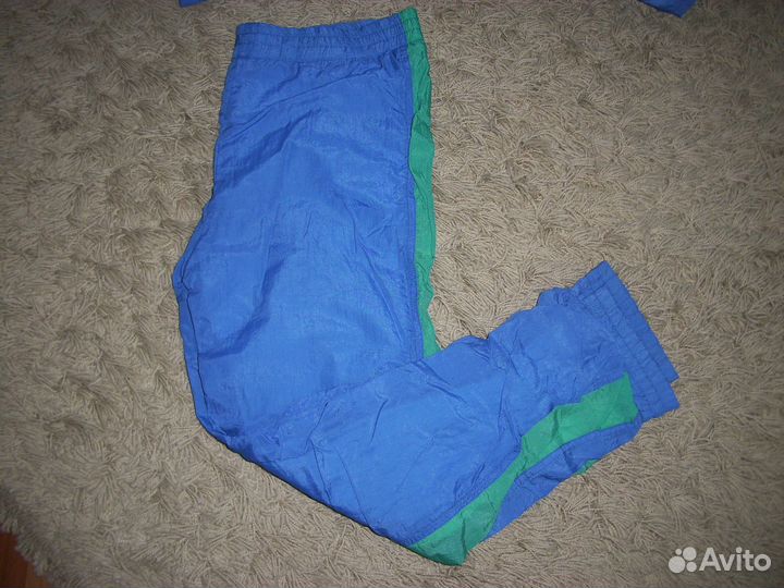 Костюмчик для девочки 9-10 лет