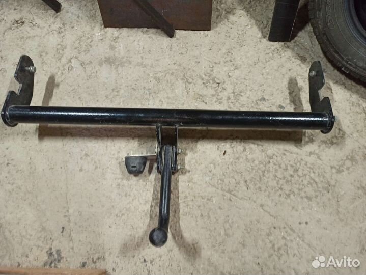 Фаркоп на toyota rav 4