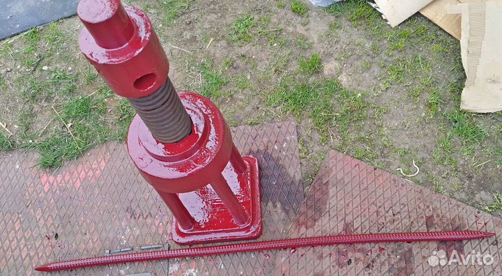 Винтовой домкрат СССР