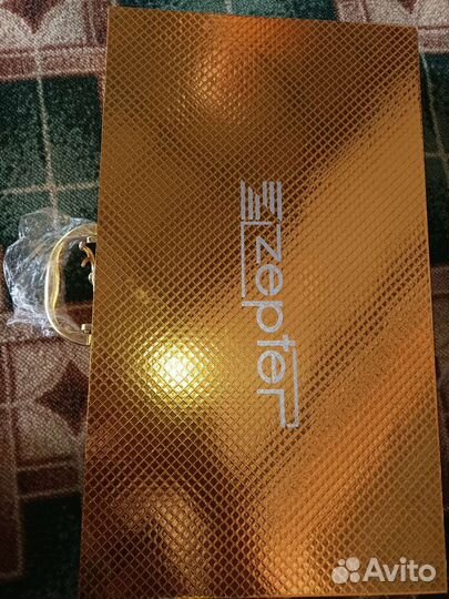 Набор столовых приборов на 12 персон