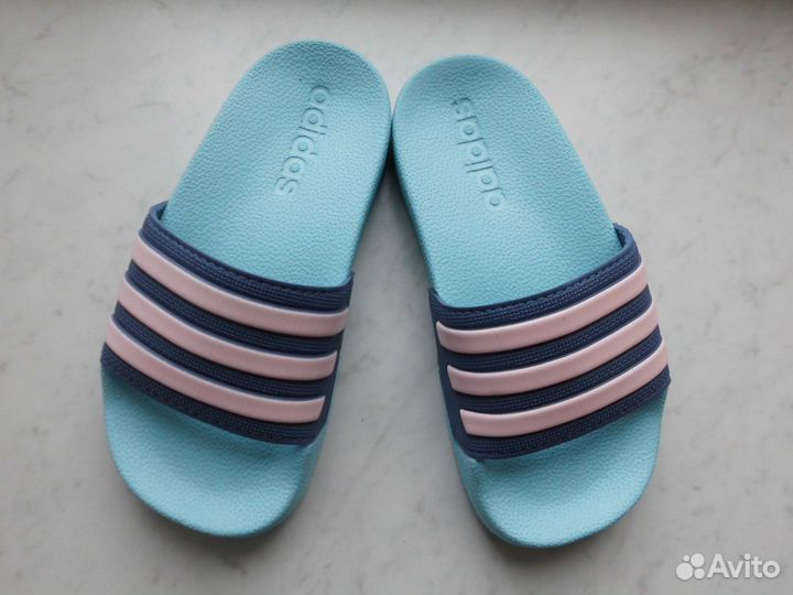 Сланцы новые adidas оригинал