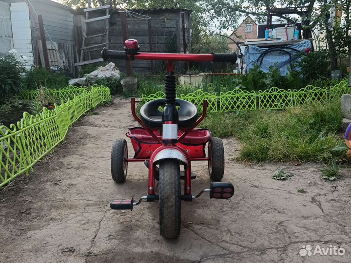 Детский трехколесный велосипед бу