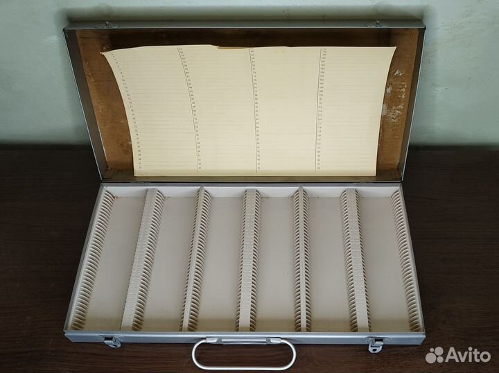 Кейс (бокс) для слайдов