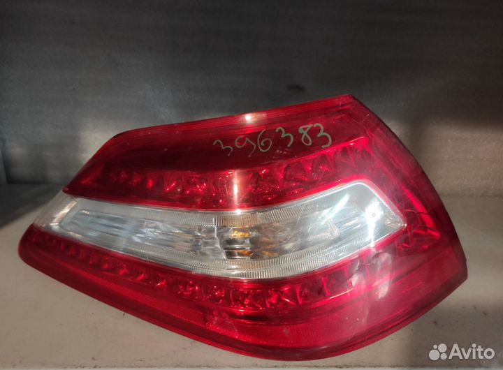 Фонарь задний левый Nissan Teana 2008