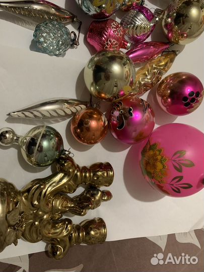 Дед мороз и набор старых ёлочных игрушек