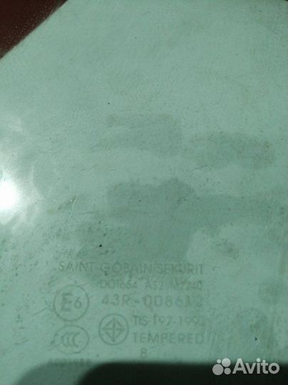 Стекло двери переднее левое Mazda 3 BK 2002-2009