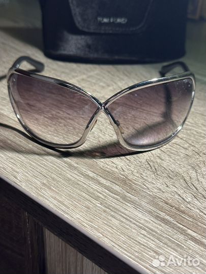 Солнцезащитные очки женские