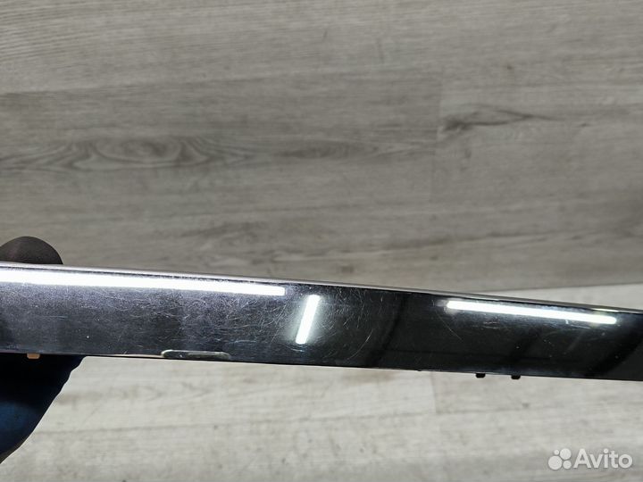 Хром накладка крышки багажника Mercedes-Benz ml164