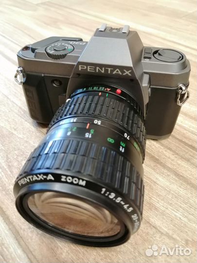 Плёночный зеркальный фотоаппарат Pentax P30t