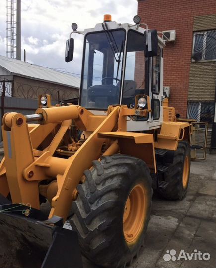 Манипулятор-Эвакуатор Фронтальный Погрузчик