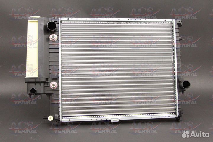 Радиатор охлаждения BMW E34 520-525 (87-96) A/C+, AT
