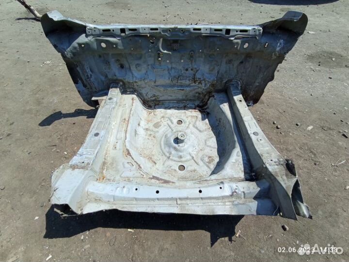 Задняя панель кузова Toyota Mark Ii JZX93-0011623