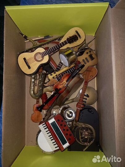 Музыкальные инструменты игрушки