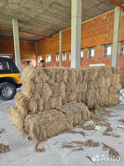 Тюки сена