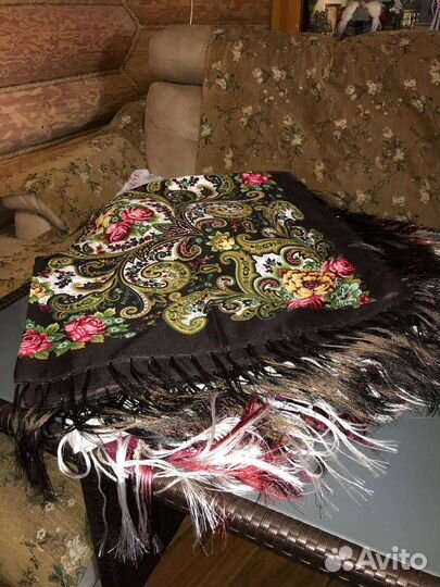 Павлопосадский платок шерсть