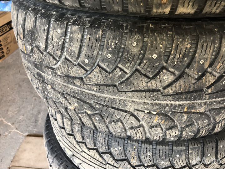 Nokian Tyres NRVi 265/65 R17