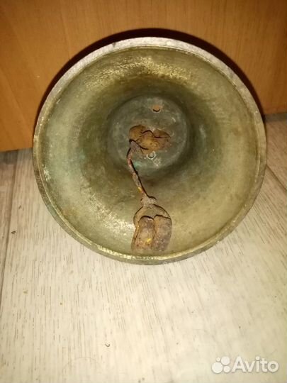 Колокольчик с серебром