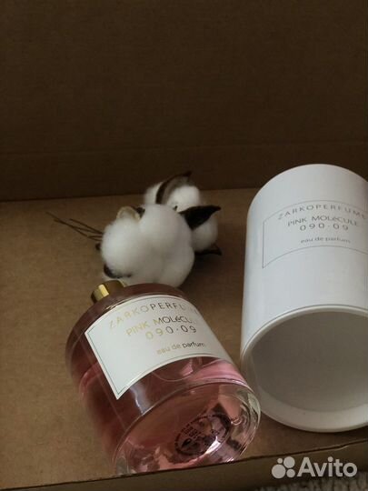 Zarkoperfume pink molecule 090 09