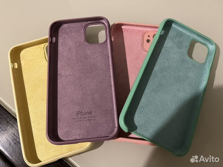 Чехол на iPhone 11