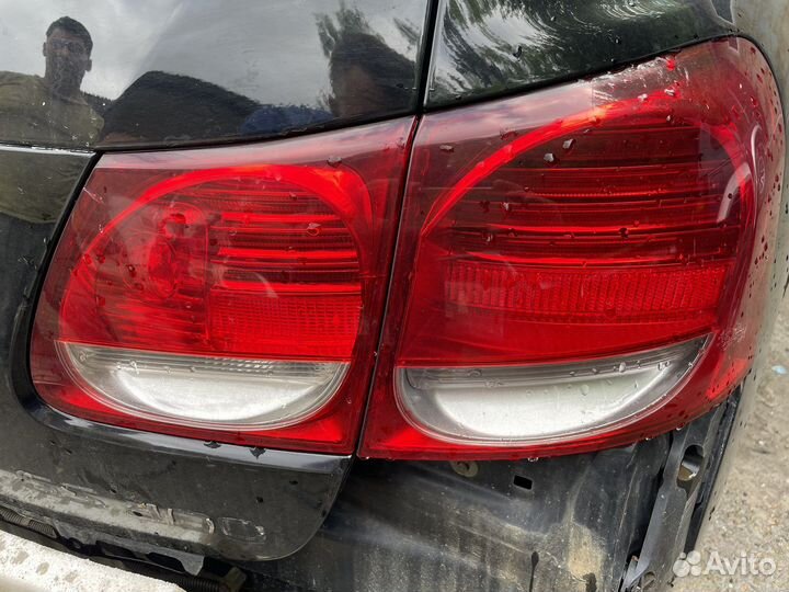 Фонари задние на Lexus GS300