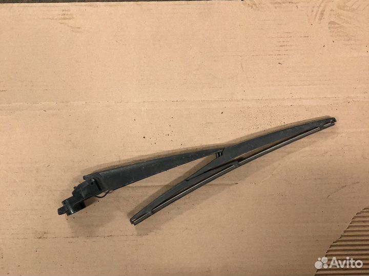 Toyota rav 4 поводок щёток