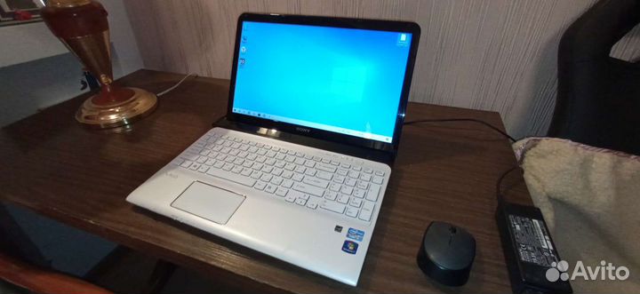 Ноутбук Sony vaio sve151d11v