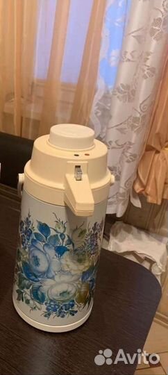 Термос СССР с помпой