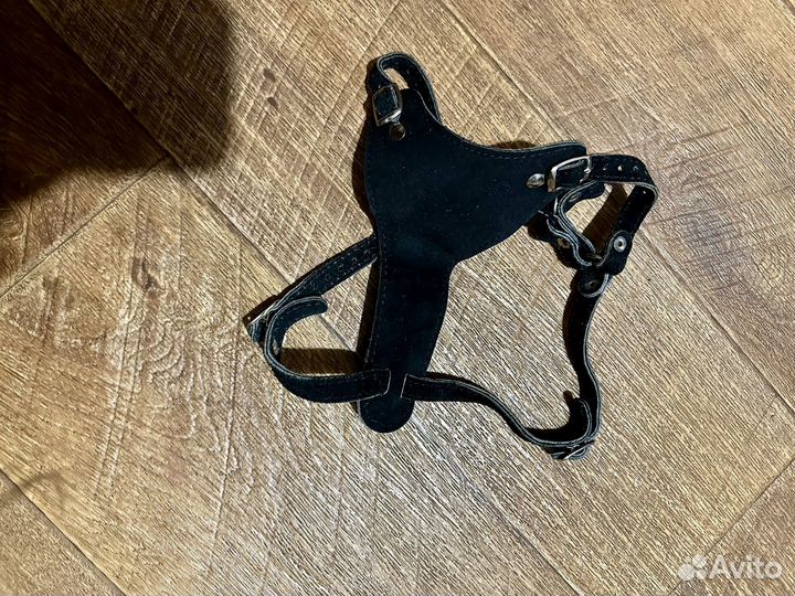 Шлейка замшевая