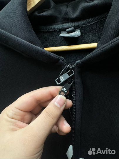 Толстовка зимняя