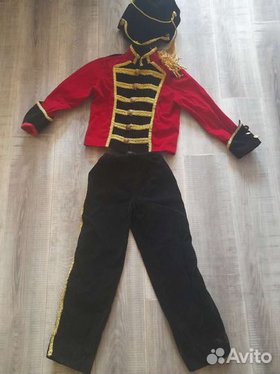 Костюм гусара