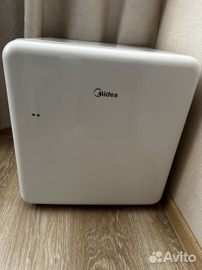Холодильник midea