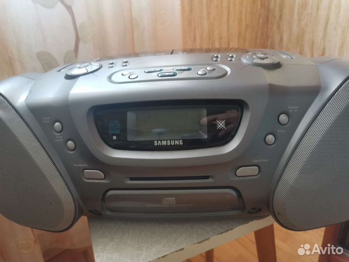 Бумбокс Samsung RCD-S70