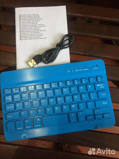 Клавиатура для iPad и iPhone