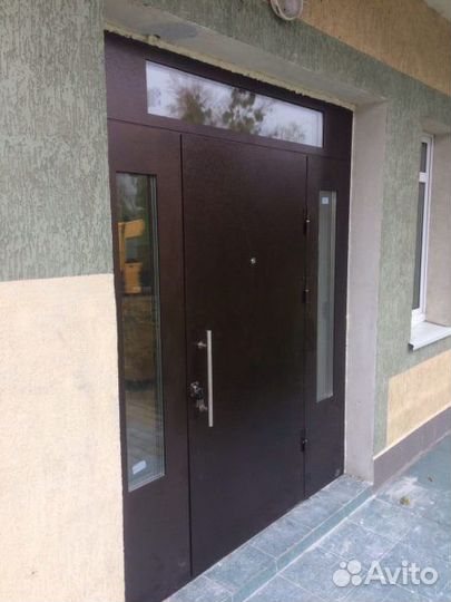 Двери подъездные металлические