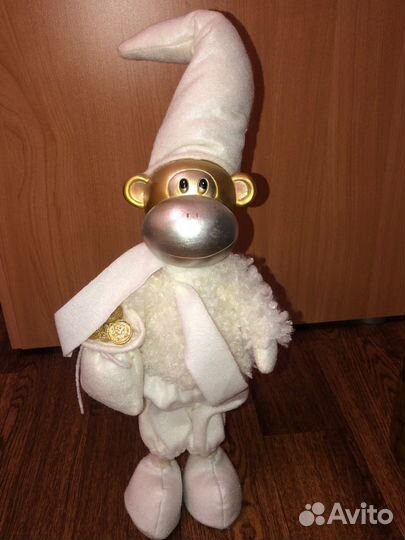 Статуэтка, декоративная игрушка