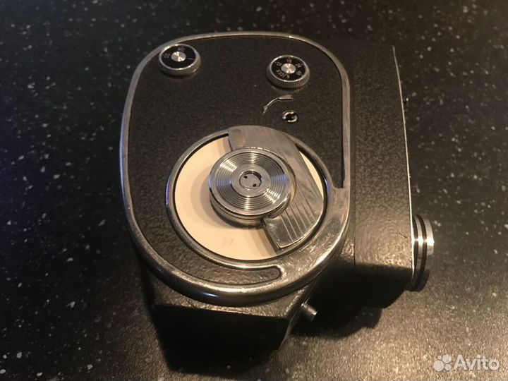 Любительская киносъёмочная камера Кварц-2. СССР