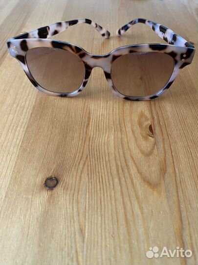 Очки женские солнцезащитные
