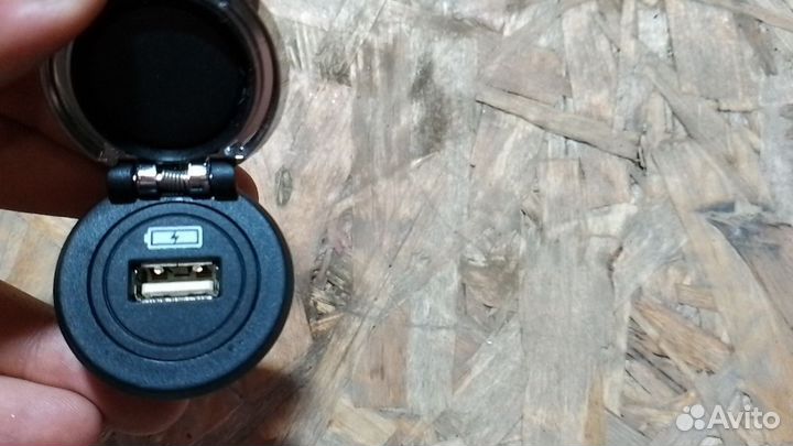 Гнездо USB Land Rover