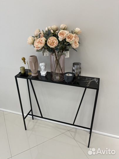 Шикарные консоли в наличии