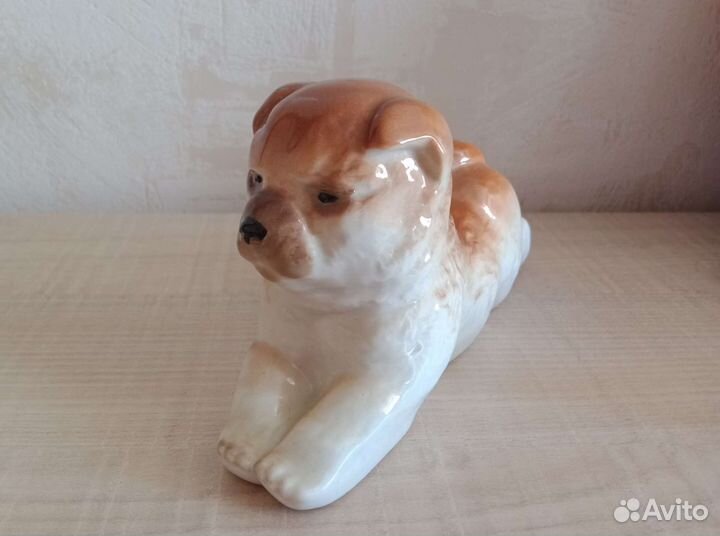 Статуэтка фарфор