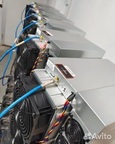 Bitmain Antminer L7 8800