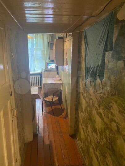 Комната 20 м² в 2-к., 1/2 эт.