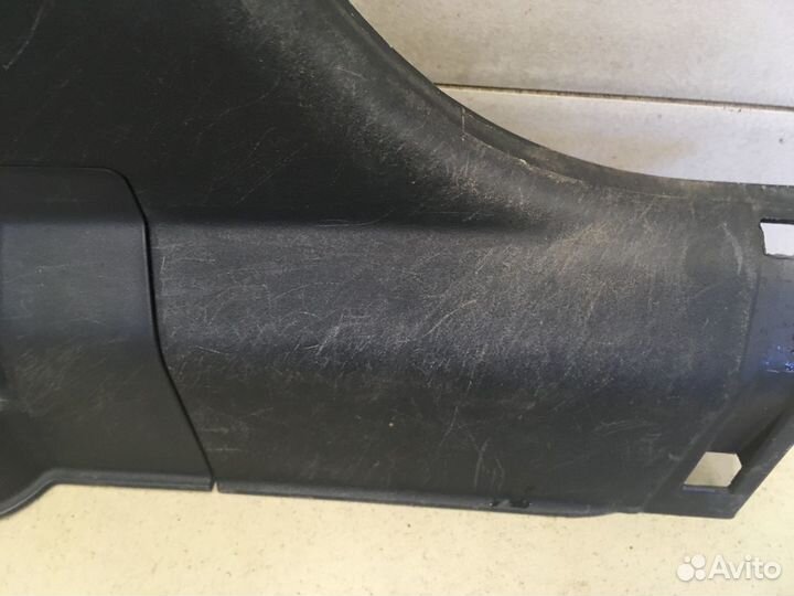 Обшивка стойки ASX 2010-2016