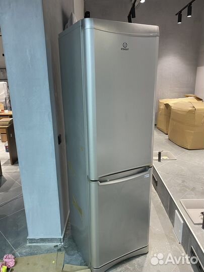 Холодильник бу